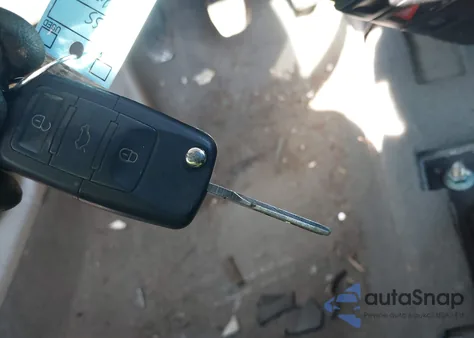 2000 Volkswagen New Beetle Gls Tdi z USA, uszkodzony, nr VIN 3VWCF21C9YM426761